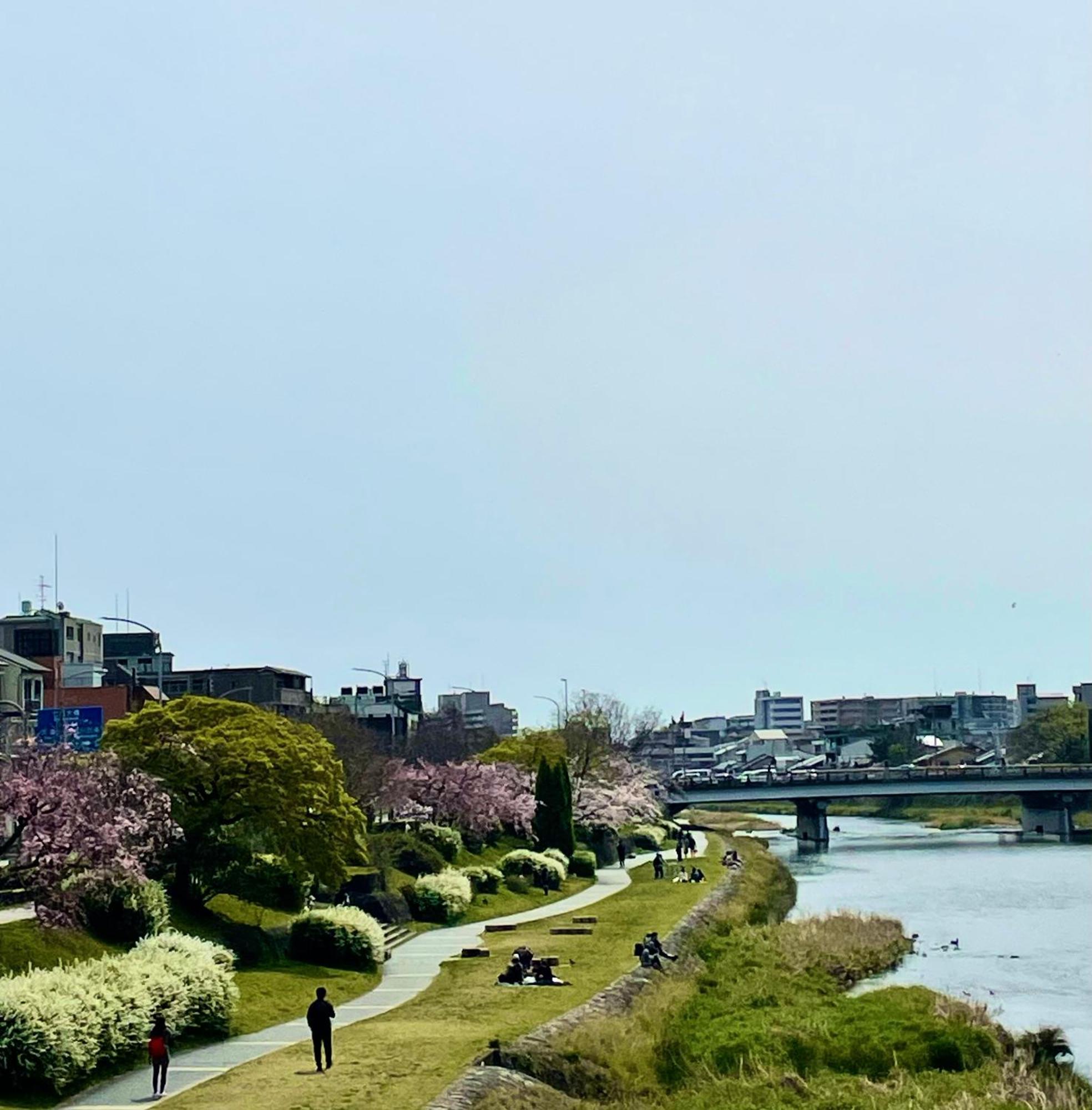 Отель Kyoto Sanjo Ohashi Экстерьер фото